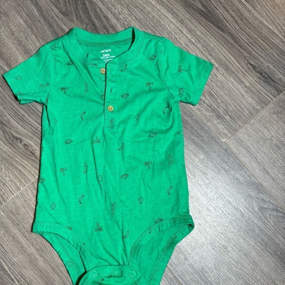 Carter’s One Piece Outfit Snap Closure EPC 24 Months